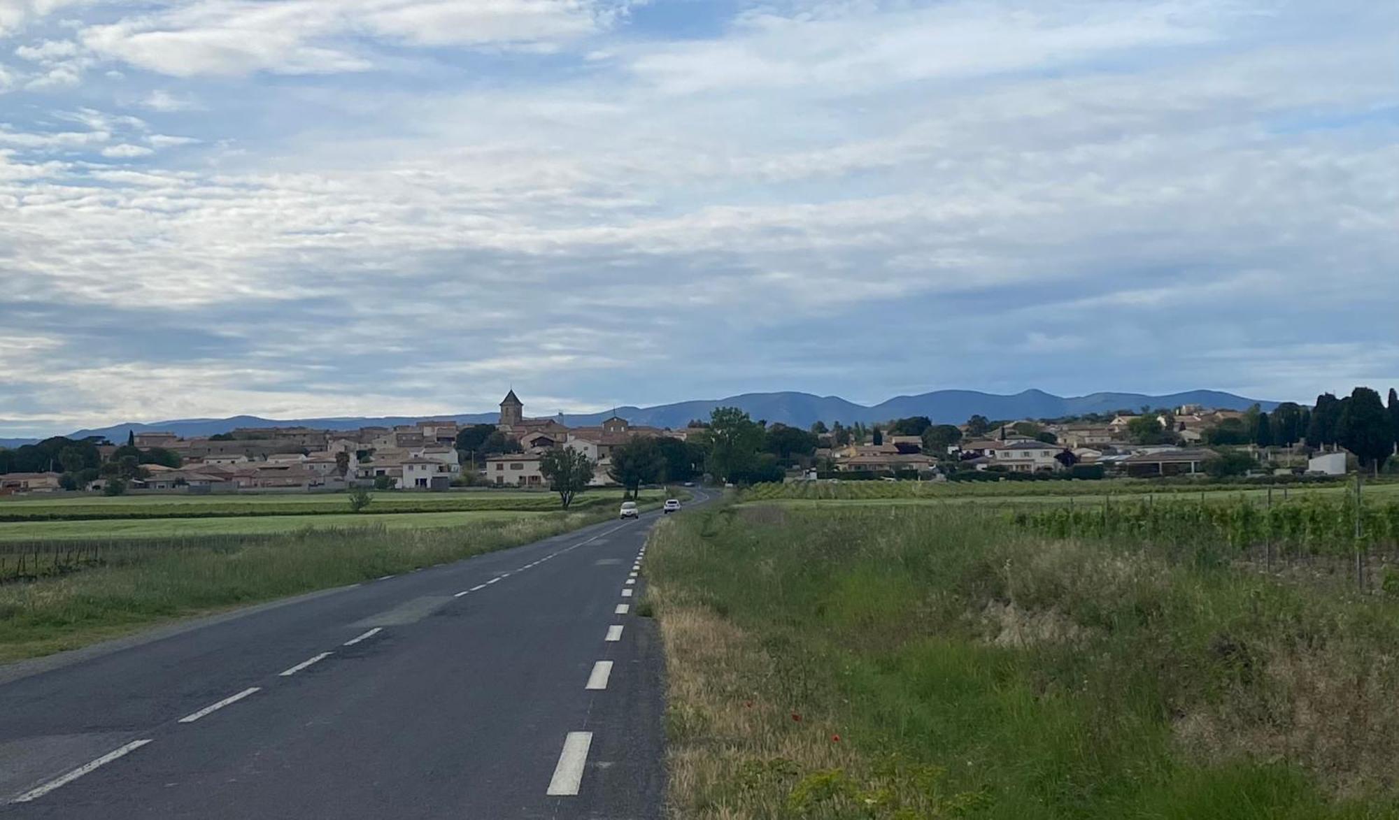 Maison De Village Atypique Saint-Genies-de-Fontedit Luaran gambar